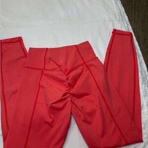 TLF - Coral Leggings
